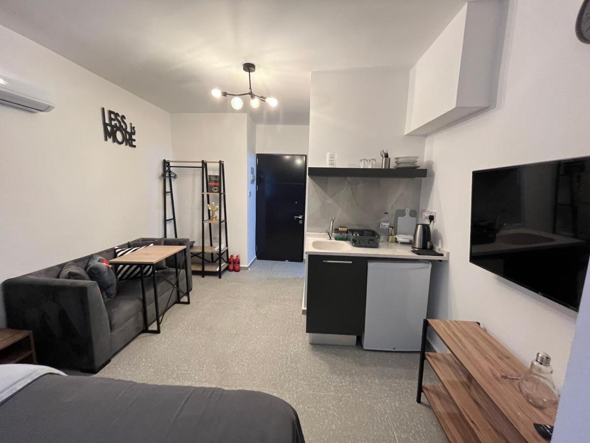 Mr. Studio In Ortakoy , North Nicosia + Wifi + Netflix Exterior photo